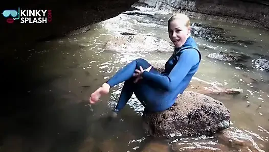 Deniz kenarında wetsuit 31 talimatı ve lastik ovma