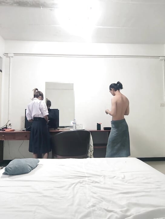 POV tailandês estudante (por trás da cena)