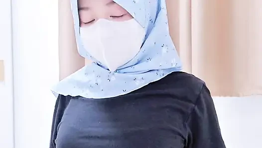 POV: Hijabi Girl Gym Booty Tease You Can't Resist