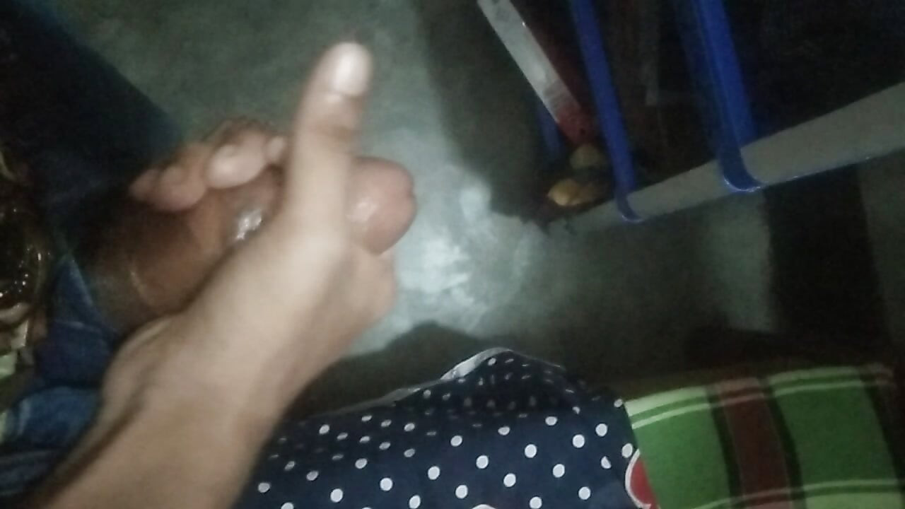 He wanted to fuck a girl So I hit my hand