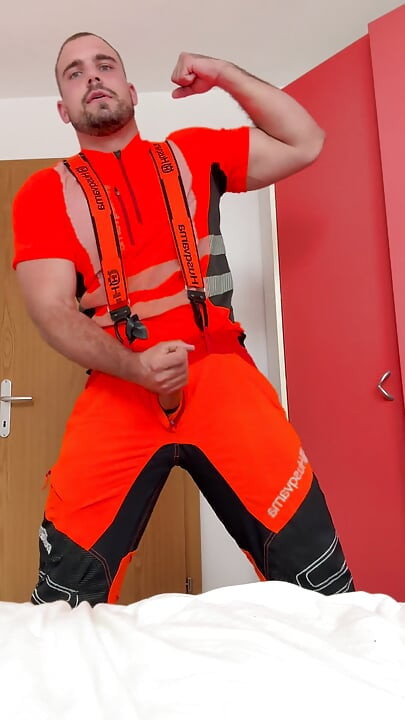 Lumberjack in Hivis Jerks His Huge Cock and Muscle Worship