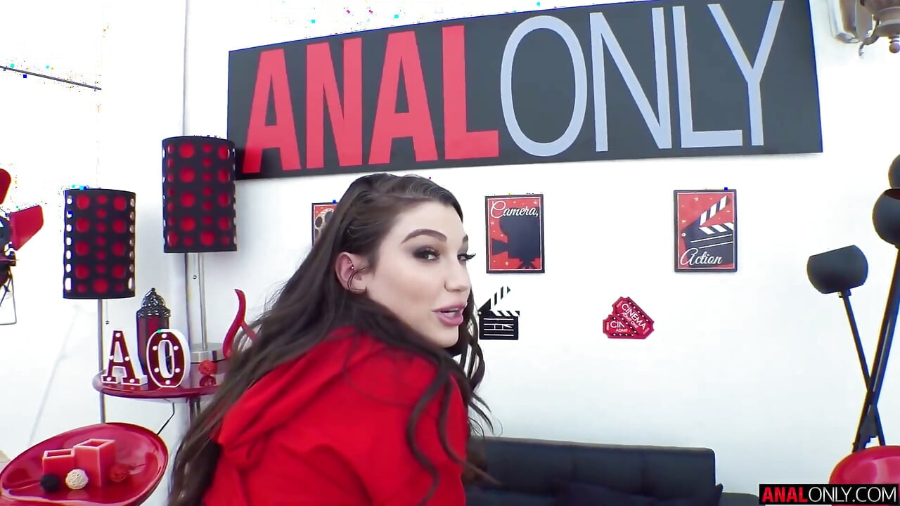 Lily's Anal Special