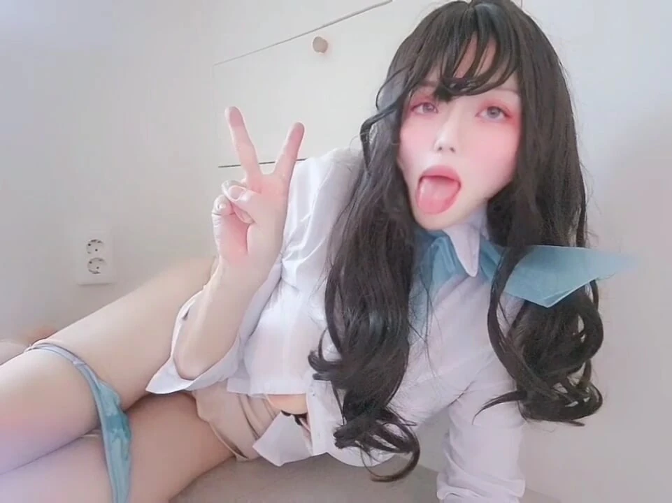 Trans airline goddess squirts so many times and drinks her own love juice.