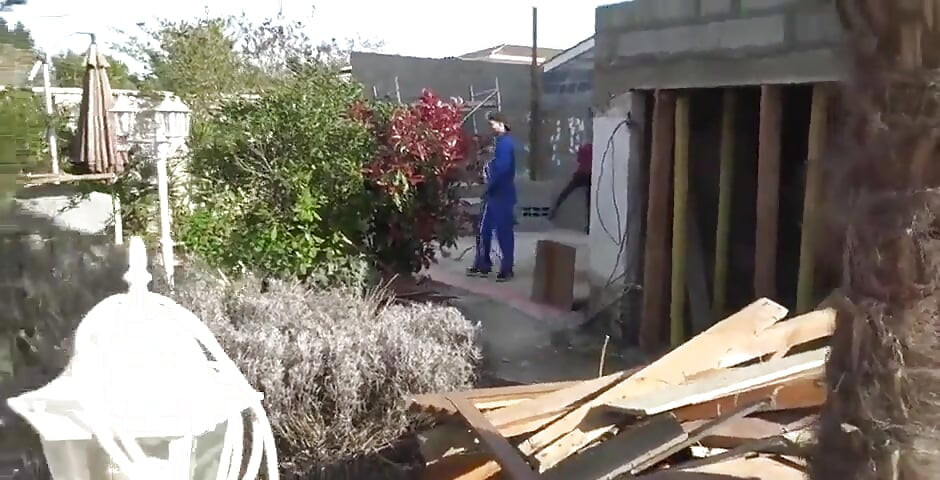 Strejt radnik jebao Leo Rex na otvorenom