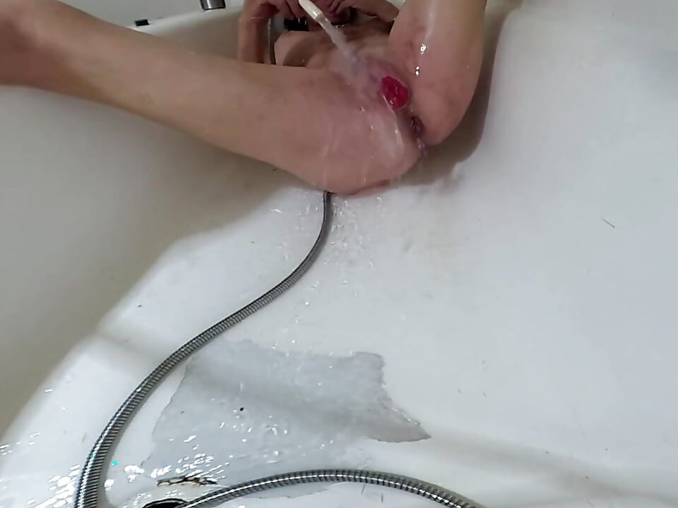 Liz Young VR January 2025 Fantasy Clit Boobs Pussy Dilating Orgasm Sextoy Masturbation Bathing Just Lizzy Yum 26