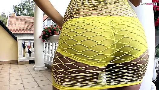 Orta yaşlı seksi sürtük üçlü randevuda sert anal sikiliyor