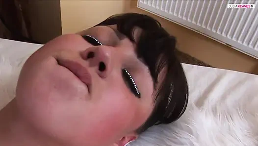 Anal sangat baik dan itu sebabnya aku menyetubuhi pacarku anal