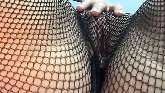 Catch my golden pussy in your fishing net