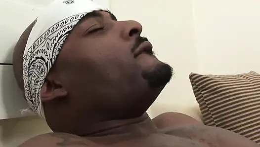Bootie Black Scene 2 Sexy Black Girl Kristi Kush with a Huge Ass Likes to Be Cummed on