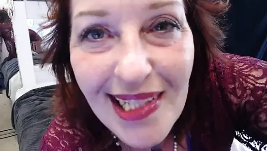 269 DawnSkye ruj bulaşmış sigara ve edepsiz konuşmalar sunuyor, ayrıca daha fazlası