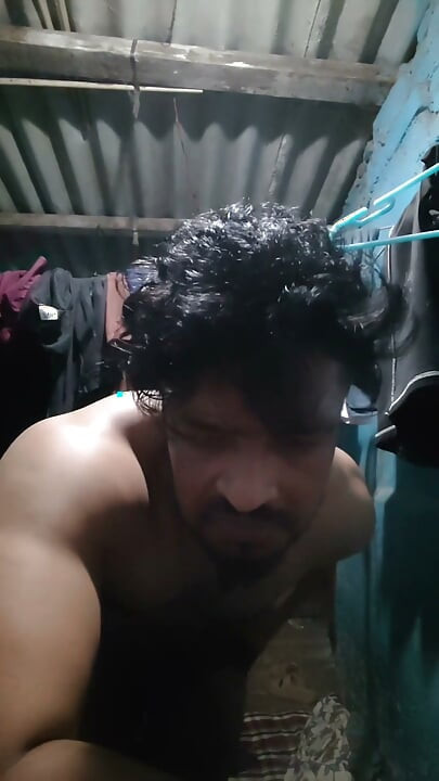 Desi Hunk Solo Mastrubution