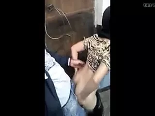 哥哥被戴穆斯林头巾的妹妹肛交