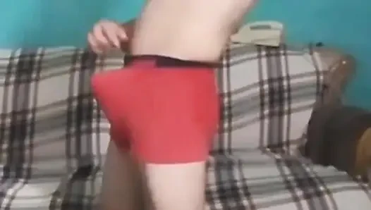 Boksör içindeki İsa penisine dokunuyor derlemesi #2