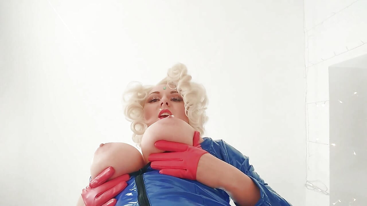 Facesitting POV video, female domination