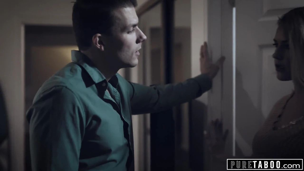 PURE TABOO Stepmom Helped Injured Step Son Pleasure Himself