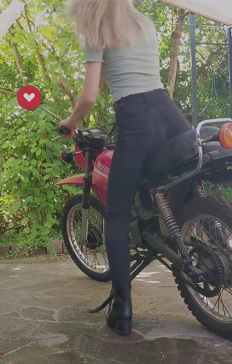 พักฉี่ด่วน