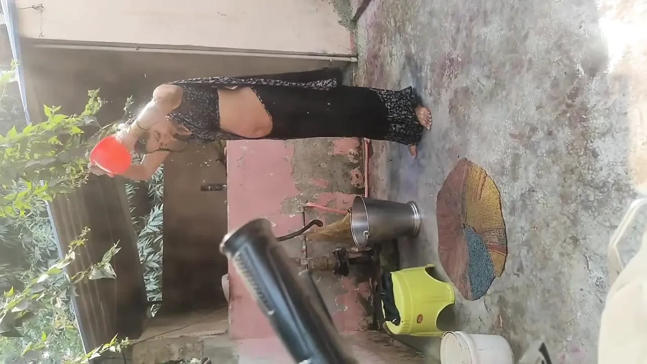 Itne Dino Baad Kaamwali Bai Ko Chodne Ka Mouka Mila