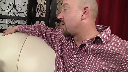 Zadyn gordon lagi asik jilat pantat dan nyepong kontol besar