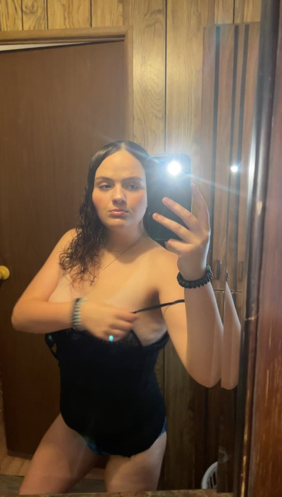 Heyy, give me a message request if you wanna know where you can go to see some more of me:)