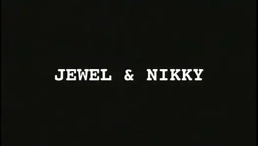 Jewel Valmont'tan film akışı, çıplak ayaklı nikki anderson gizli