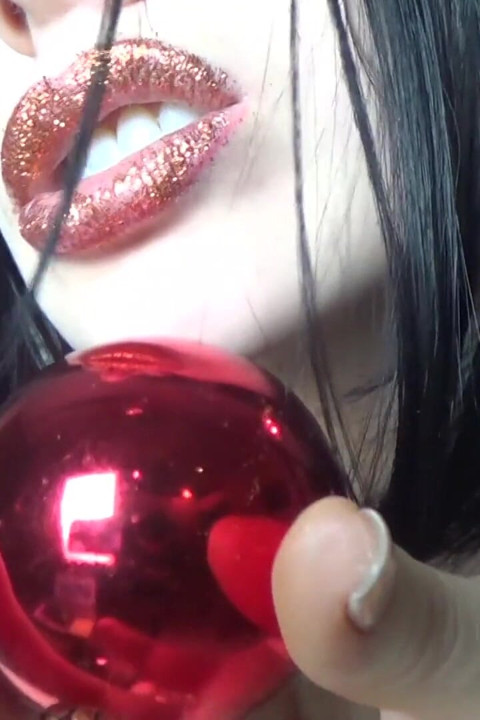 Seducción de labios dorados
