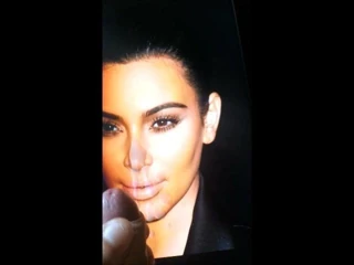 Kim kardashian'a saygı duruşu