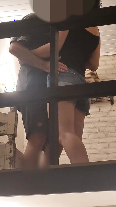 House party, married woman sucks cock