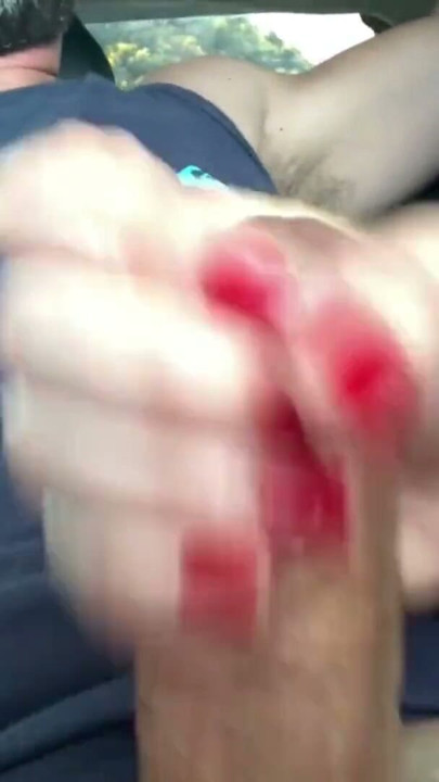 Handjob-loving wife likes to take cum from my hard cock | Clip 2