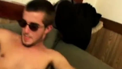 klasik twinks ile üçgen choke oral seks eylem
