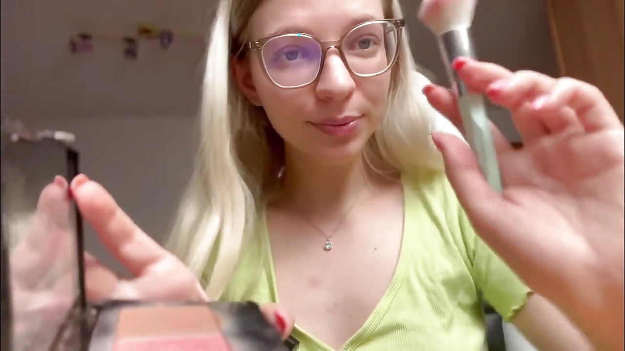 Mengubahmu menjadi roleplay si banci asmr