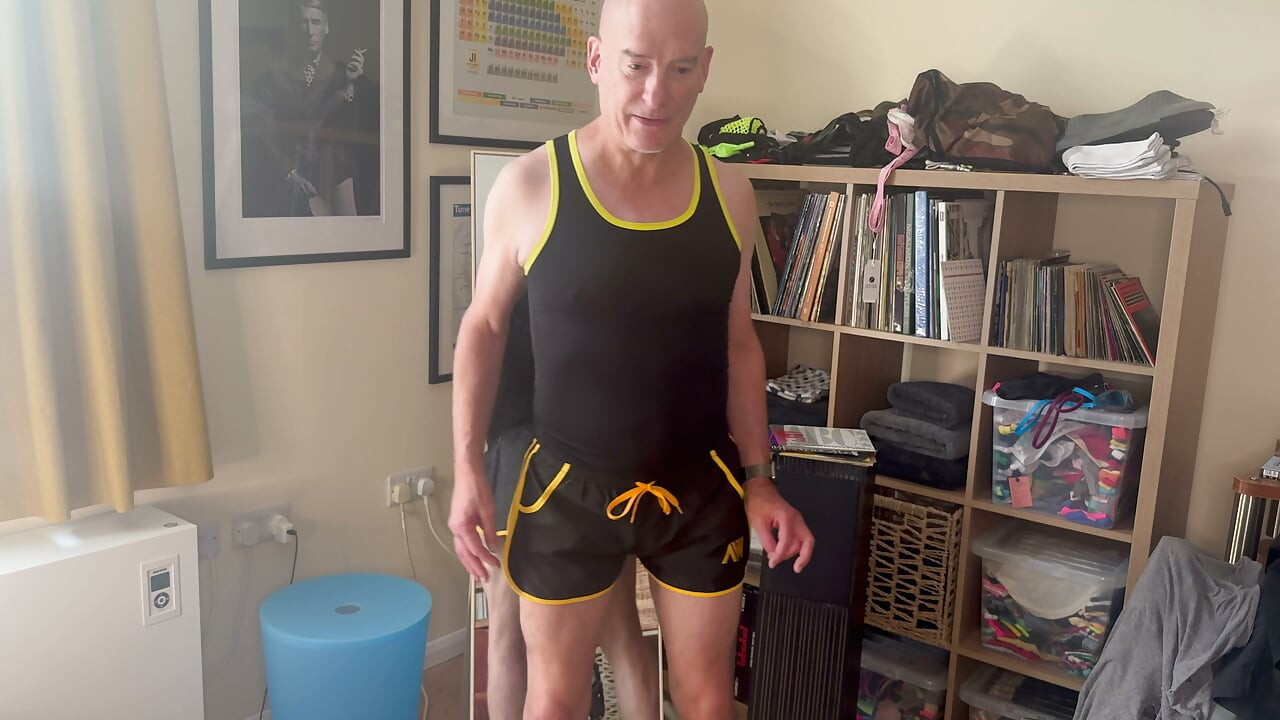 80's Booty short Try-on