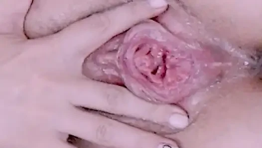 Vibrator in Stepmom's Creamy, Made Her Squirt