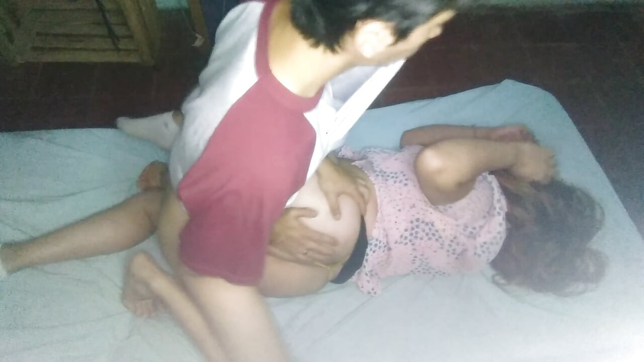 Side Fucking Before Going to the Bowling Alley with My Girlfriend, Very Rich