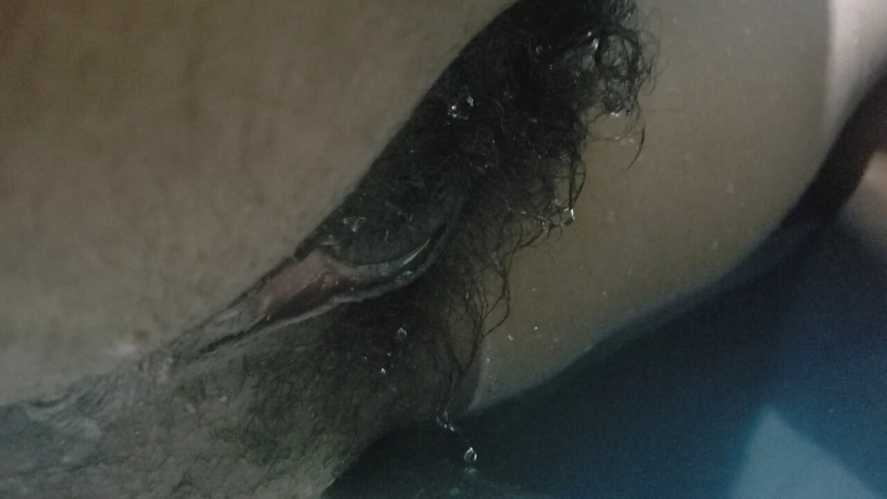 Hot Wife Big Pussy Standing Up On Water, Homemade Sex & Hairy Pussy Close up Carrying
