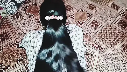 Деревенскую молодую горячую жену трахнул ее отчим крупным планом