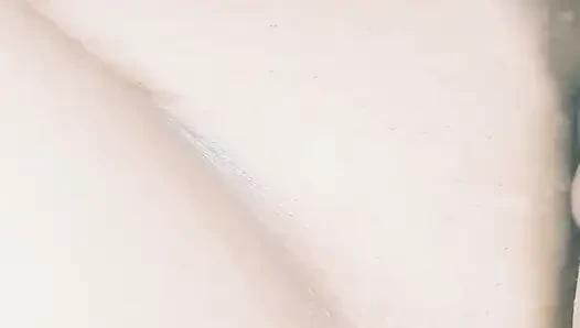 Erkek arkadaşım beni Hintli kaltak gibi sikiyor