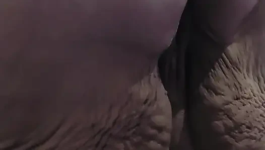 Sevgilisi sevgilisi her yerine boşalıyor