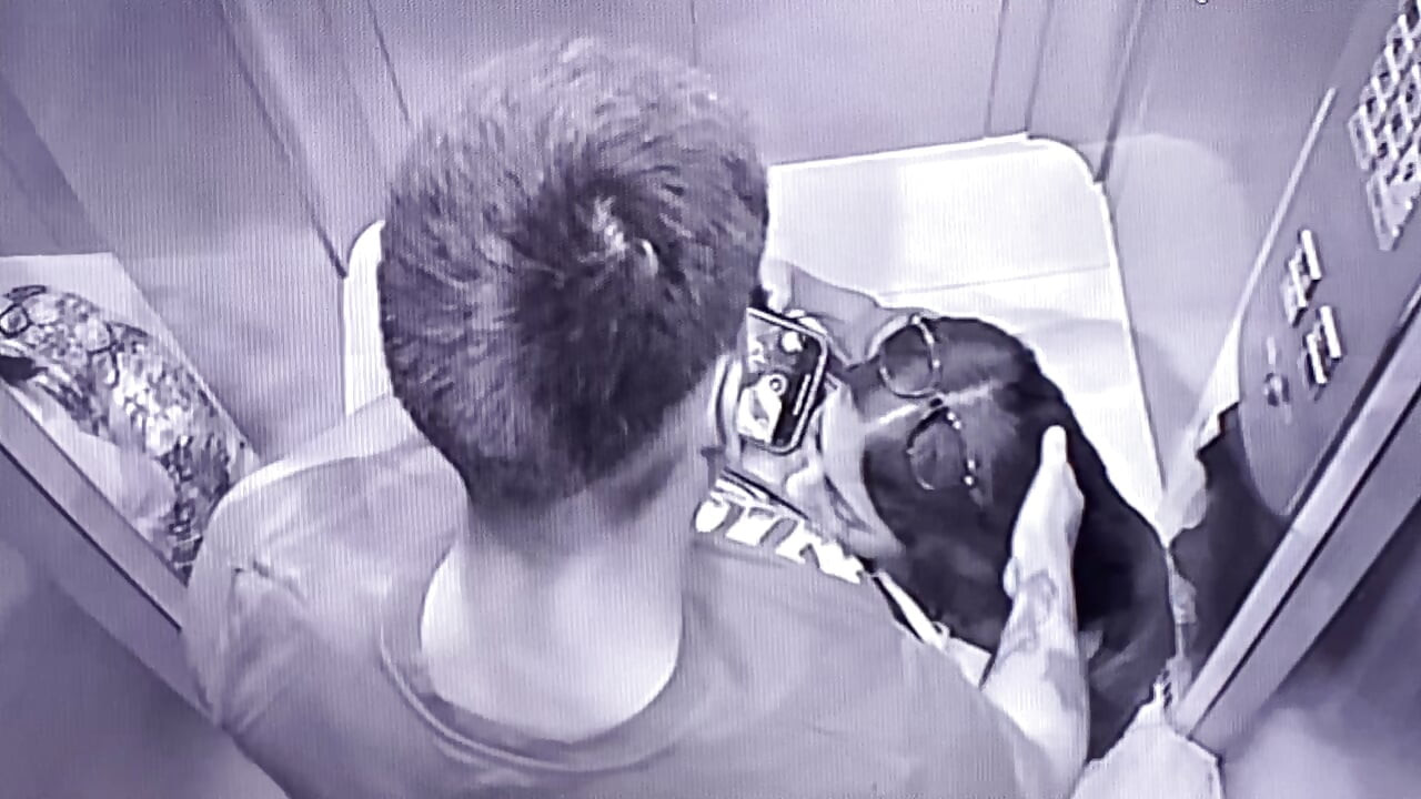 Real amateur threesome on the elevator