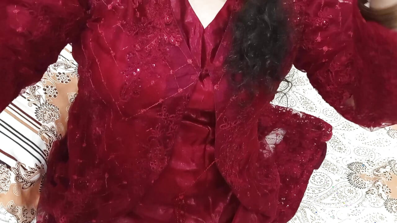 My Wife Looked So Beautiful, I Couldn’t Take My Eyes Off Her