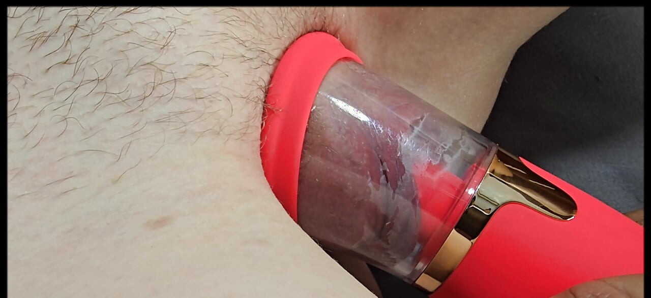 Mainan ini memberikan orgasme berurat terbaik ke memek gadis-gadismu