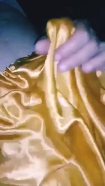 Foda-se com salwar amarelo de cetim (10)