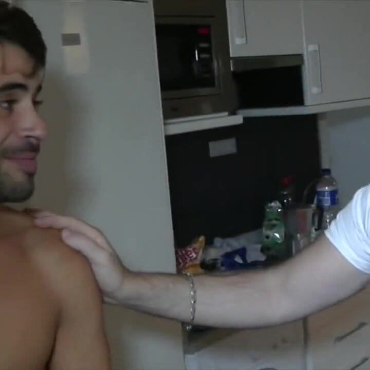 Gael Gold fucked bareback by Alexis Clark