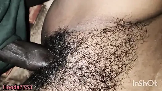 Hintli güzel kız sıkı ilk kez xxx videolar, desi güzel köylü kızı seks videoları