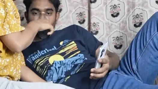 Sweetsex2001i was mopping the house, I was on the boss and my back was hurting a lot, sir, it felt very good now.