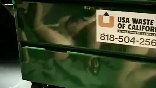 Klasik porno dvd'leri: yapışkan hikayeler: bölüm 9