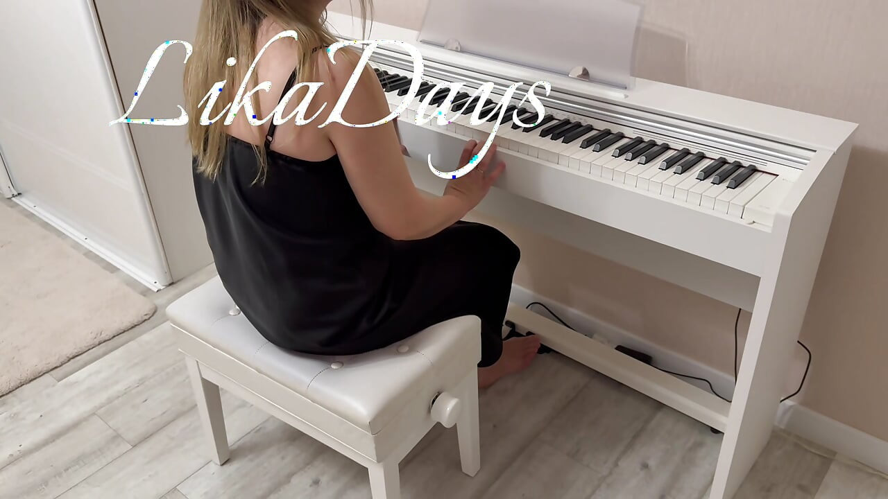 Piano Teacher - I cum on my piano teacher