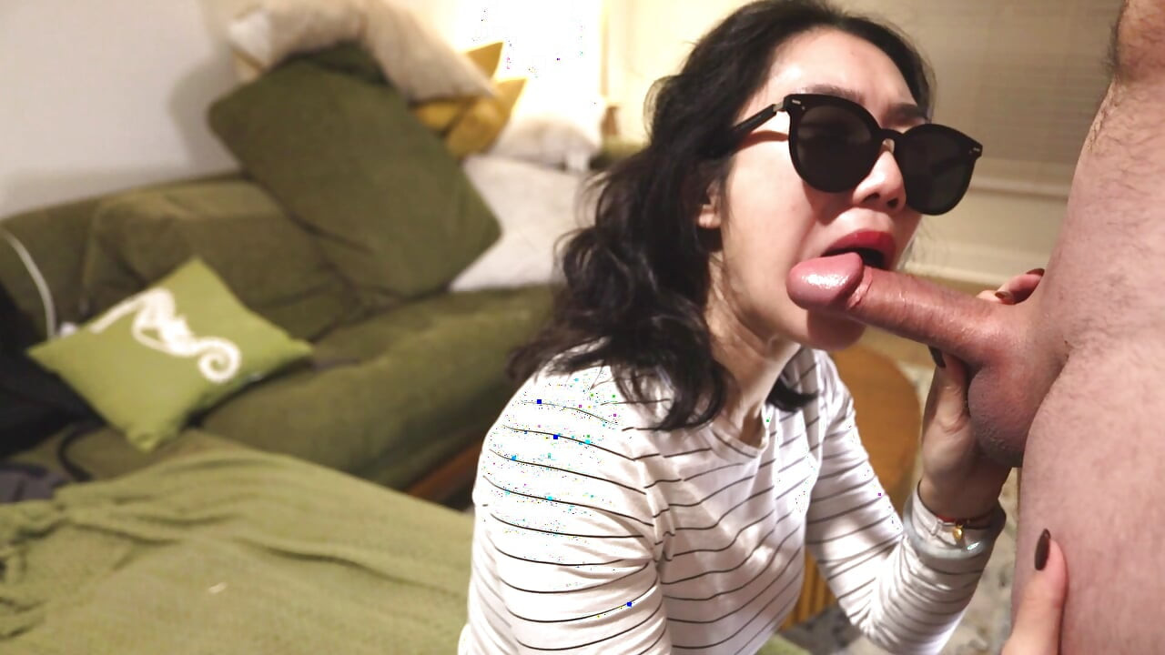 Hot Asian Chick Gives Head & Gets a Huge Load on her Face