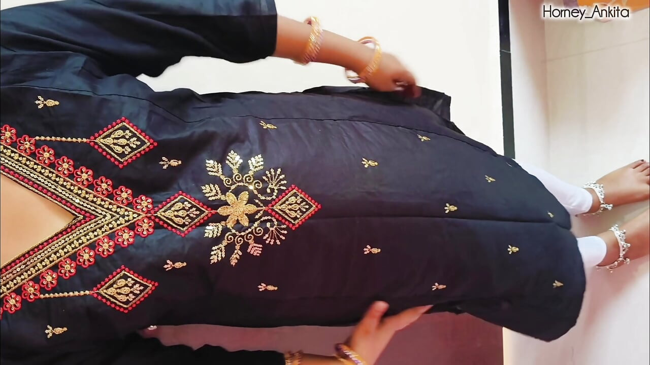 Desi stiefschwester erwischte die gespräche mit dem freund und wird von stiefbruer BBC hart bestraft Xxx, Hindi klare audio HD Desi mädchen ficken Geschichte