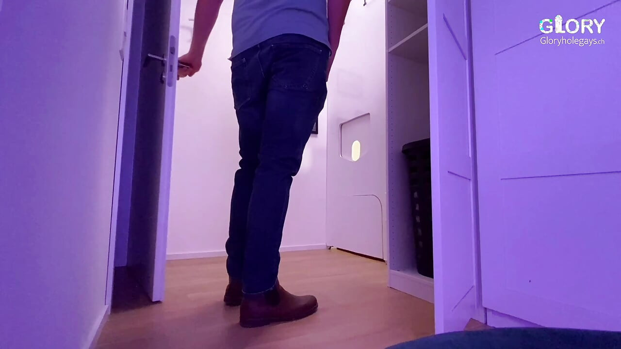 Young farmer at the gloryhole - Suddenly cumming in the mouth & blowing each other