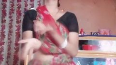 性感的 bhabi 舞蹈免费代词（单独）